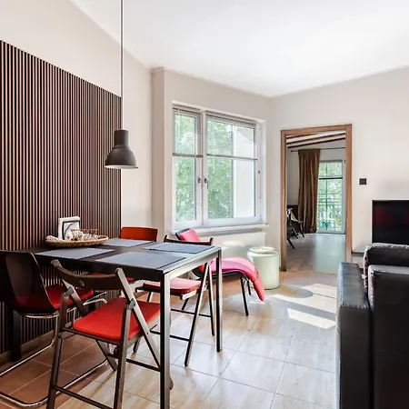 Apartment Very Berry