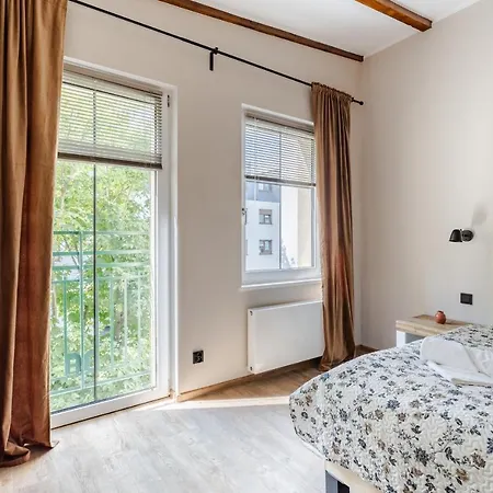 Апартаменти Very Berry Познань