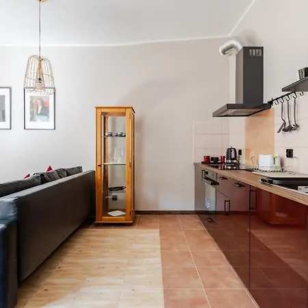 Апартаменти Very Berry *